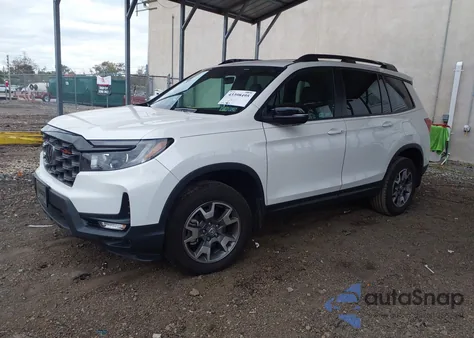 2023 Honda Passport Awd Trailsport from USA, damaged, VIN 5FNYF8H68PB043229